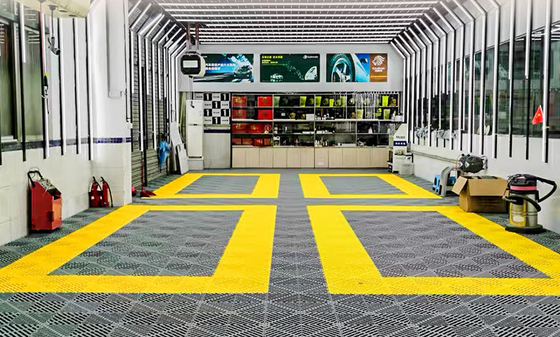 Outras características Chapas de piso de plástico antiderrapagem para lavagem de automóveis e material de PP durável