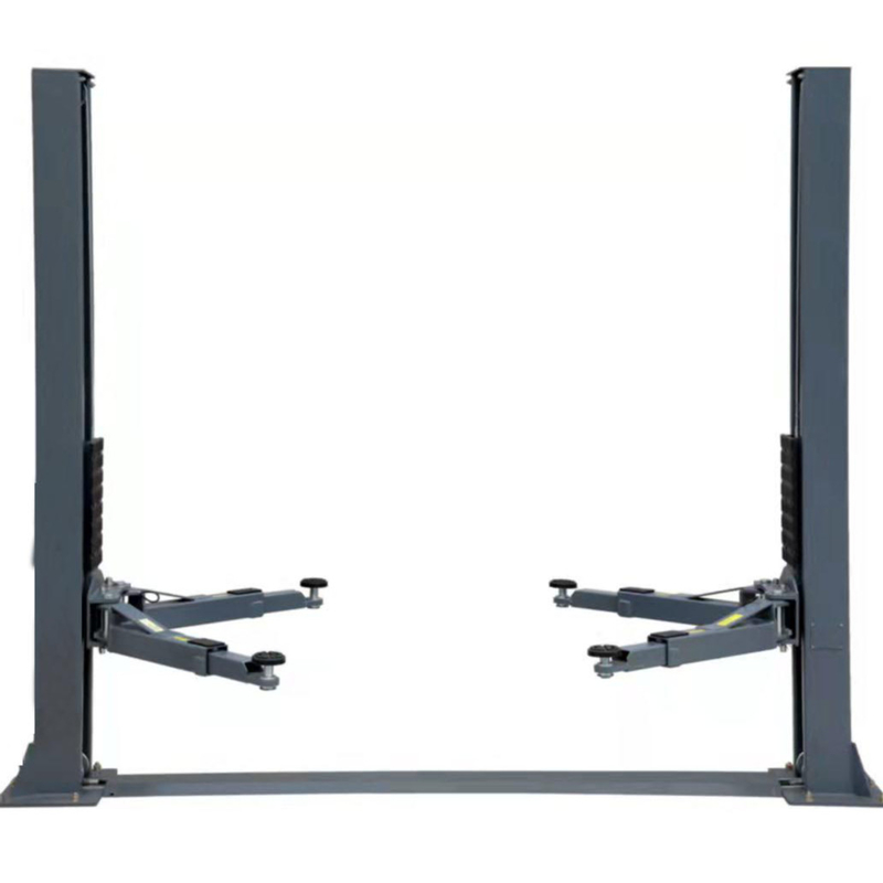 Maximize o potencial da sua oficina de reparação de automóveis com motores de 2,2 kW e dois elevadores de postes